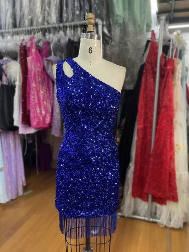 Cheap One Shoulder Keyhole Sleeveless Short Velvet Sequin Prom Dress Canada